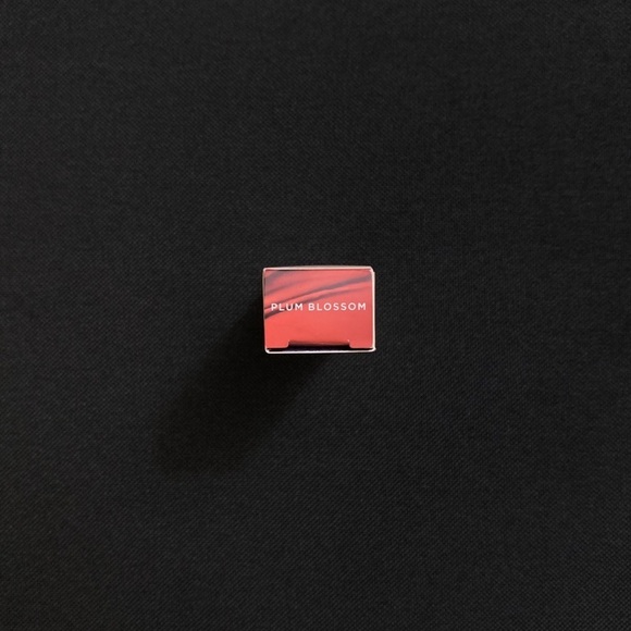 TATCHA The Kissu Lip Tint SPF 25 — Plum Blossom — Full Size 0.14 oz NWT - Picture 5 of 5